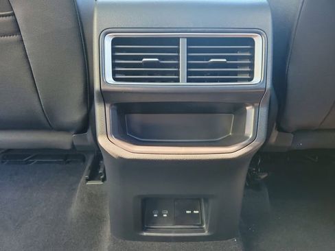 New 2026 Volkswagen Atlas Cross Sport SE FWD image 16