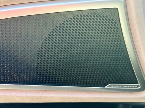 Used 2021 Kia Telluride EX w/ EX Premium Package image 19