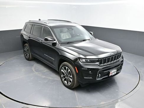 Used 2021 Jeep Grand Cherokee L Overland w/ Luxury Tech Group IV image 45