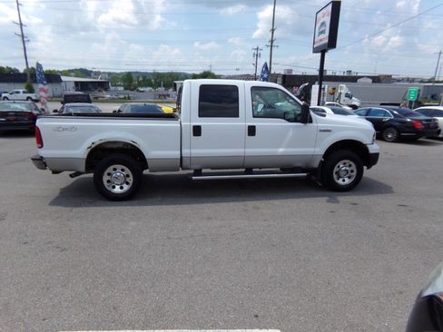 Used 2005 Ford F250 XLT image 4