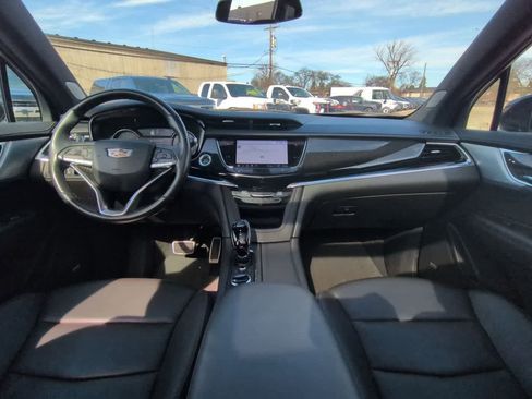 Used 2023 Cadillac XT6 Sport image 15