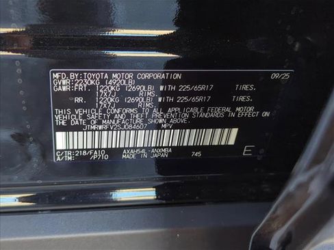 New 2025 Toyota RAV4 XLE image 28