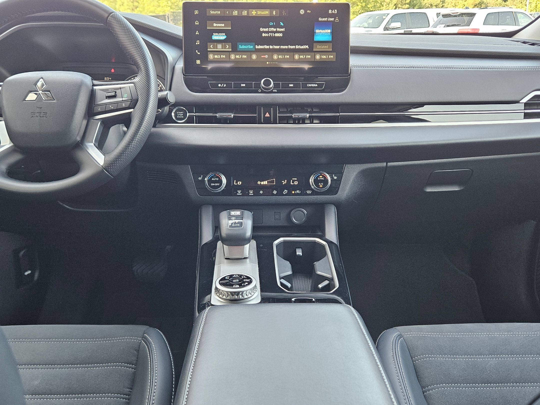 Used 2025 Mitsubishi Outlander SE AWD/4WD image 10
