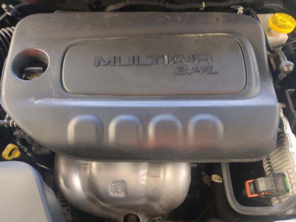 Used 2019 Jeep Cherokee Latitude Plus FWD image 30