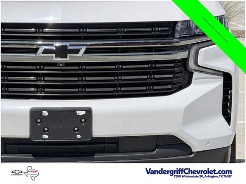 Used 2022 Chevrolet Suburban RST w/ Sport Performance Package AWD/4WD image 9