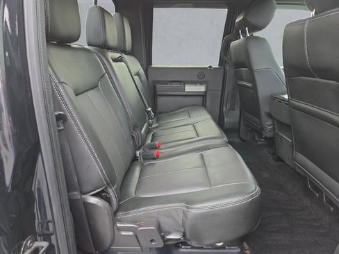Used 2015 Ford F250 Lariat w/ Lariat Ultimate Package AWD/4WD image 24
