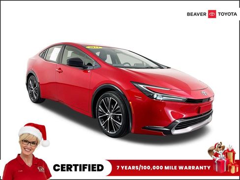 Used 2024 Toyota Prius XLE image 1