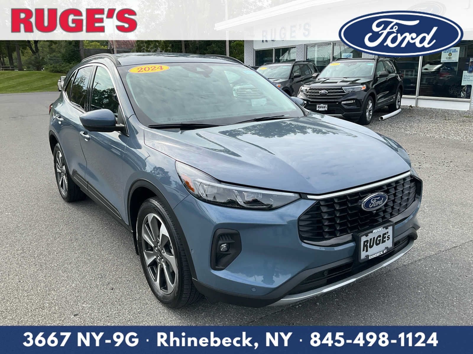 Certified 2024 Ford Escape Platinum w/ Premium Technology Package AWD/4WD image 1