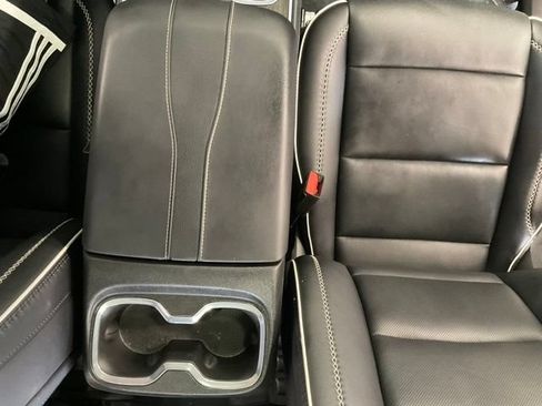 Used 2025 GMC Acadia Denali w/ Super Cruise Package AWD/4WD image 39