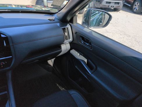 Used 2024 Nissan Pathfinder Rock Creek AWD/4WD image 17