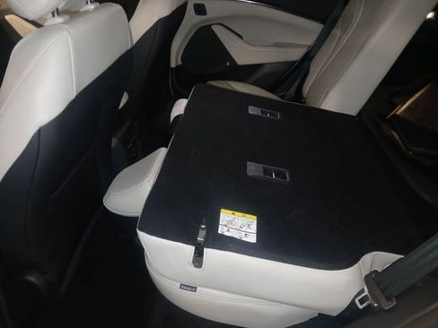 Certified 2022 Ford Mustang Mach-E Premium w/ Ice White Appearance Package image 45