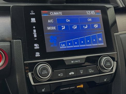 Used 2017 Honda Civic Touring image 16
