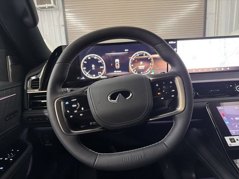 Certified 2026 INFINITI QX80 Autograph w/ Autograph Exterior Package AWD/4WD image 31