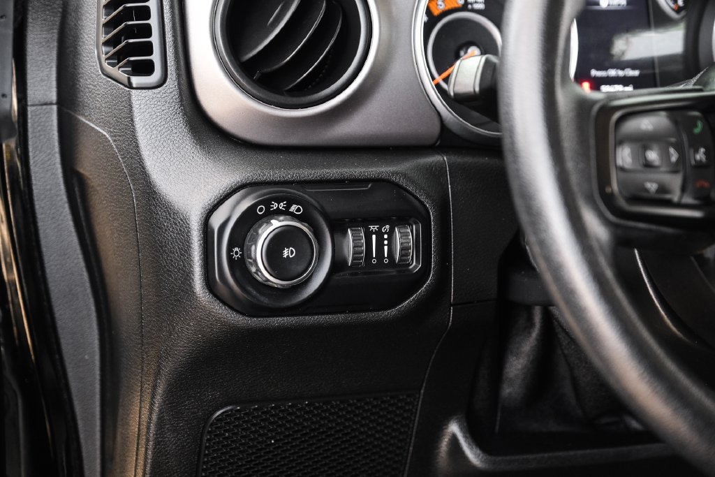 Used 2020 Jeep Wrangler Unlimited Sport AWD/4WD image 26
