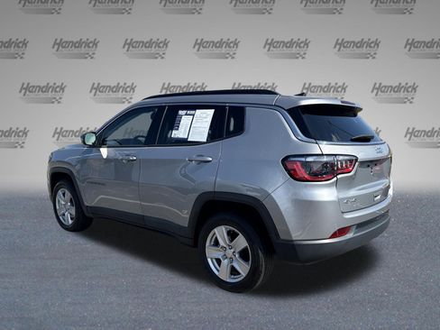Used 2022 Jeep Compass Latitude AWD/4WD image 7