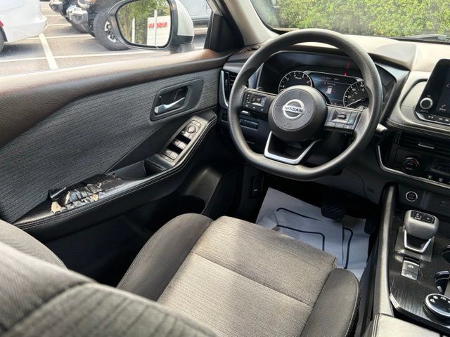 Used 2021 Nissan Rogue SV AWD/4WD image 32