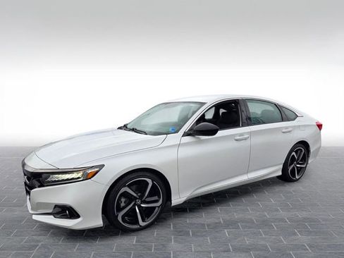 Used 2021 Honda Accord Sport image 3