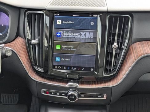 Certified 2023 Volvo XC60 B5 Plus w/ Protection Package Premier image 23