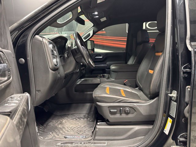 Used 2022 GMC Sierra 2500 AT4 w/ AT4 Preferred Package AWD/4WD image 4