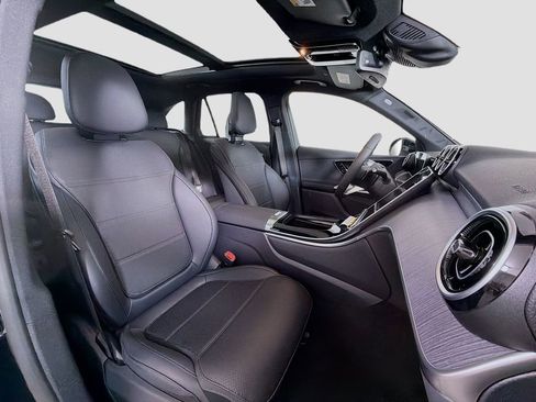 New 2026 Mercedes-Benz GLC 300 4MATIC image 30