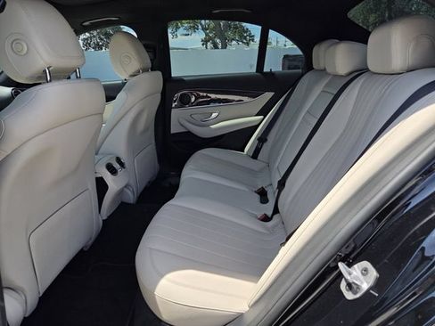 Used 2020 Mercedes-Benz E 350 4MATIC Sedan image 14