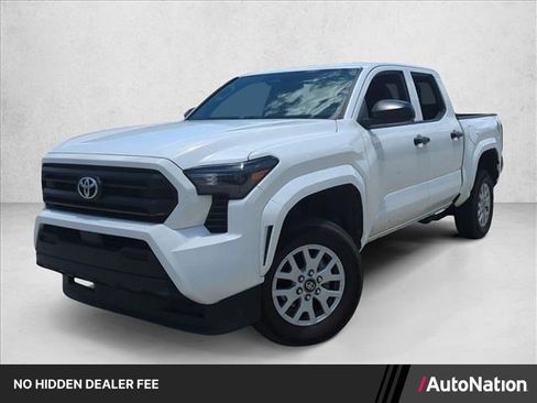 Used 2024 Toyota Tacoma SR RWD image 1