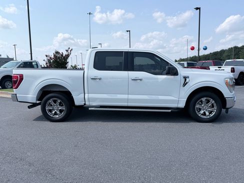 Used 2022 Ford F150 XLT w/ Equipment Group 301A Mid RWD image 4