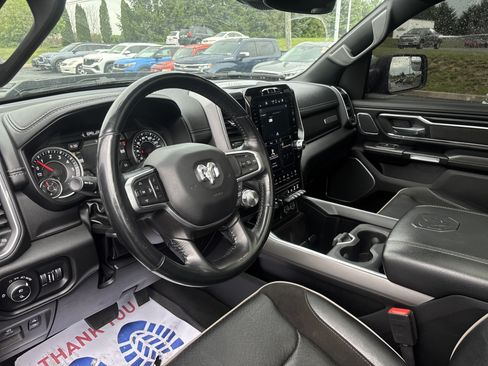 Used 2023 RAM 1500 Laramie AWD/4WD image 17