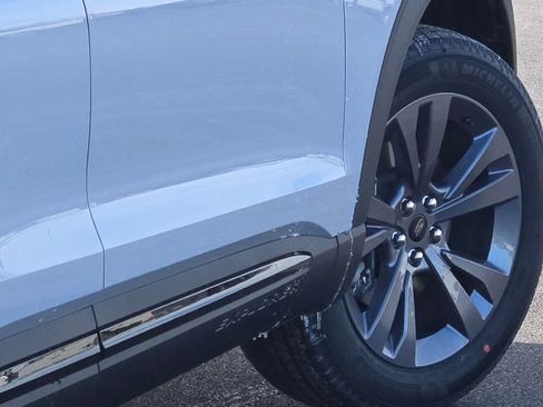 New 2026 Ford Explorer Active w/ Active Comfort Package image 12