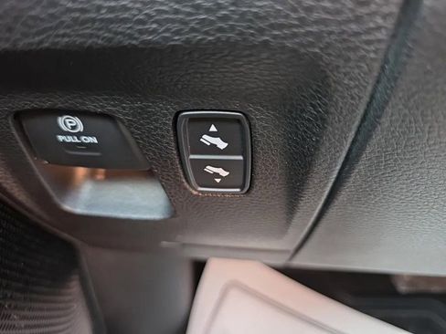 Used 2022 RAM 1500 Limited image 39