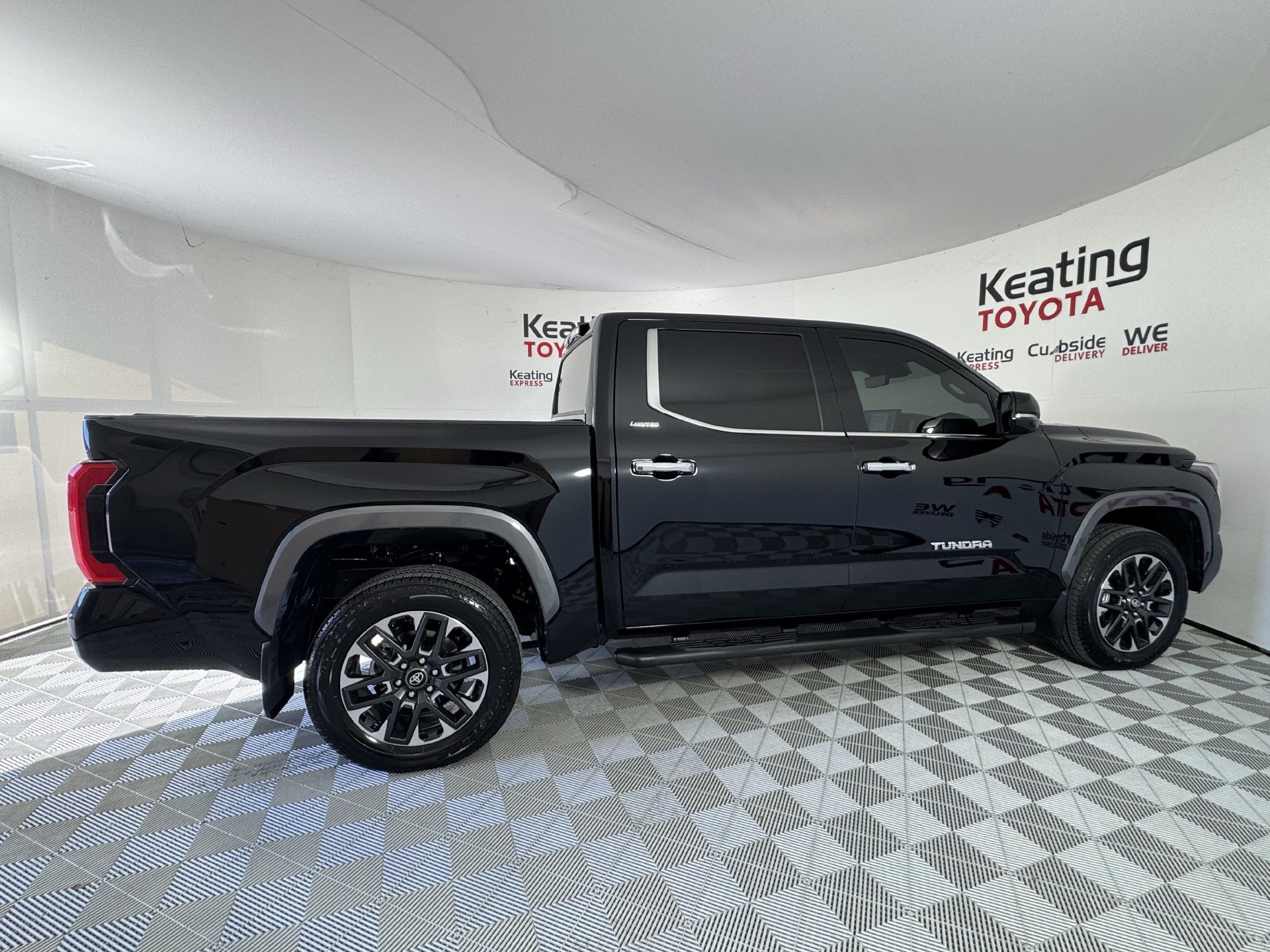 Certified 2026 Toyota Tundra Limited w/ Power Package AWD/4WD image 5