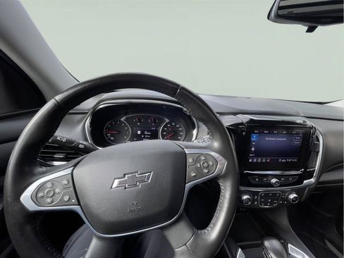 Used 2021 Chevrolet Traverse RS AWD/4WD image 26