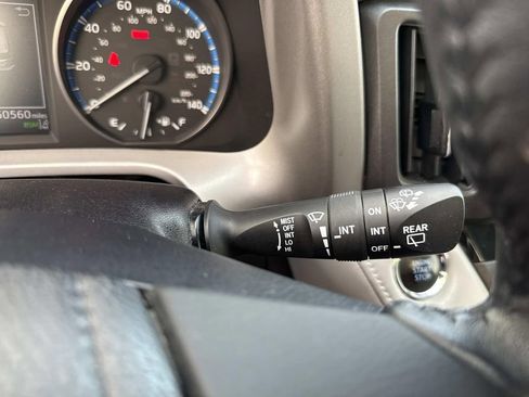 Used 2018 Toyota RAV4 XLE image 39