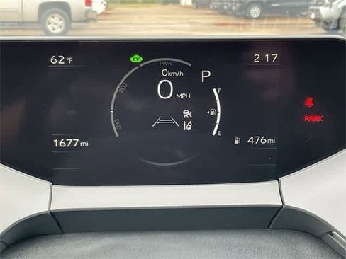 Used 2025 Toyota Prius XLE image 27