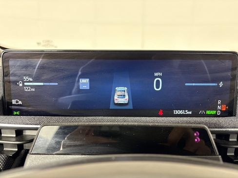 Certified 2025 Ford Mustang Mach-E GT image 17