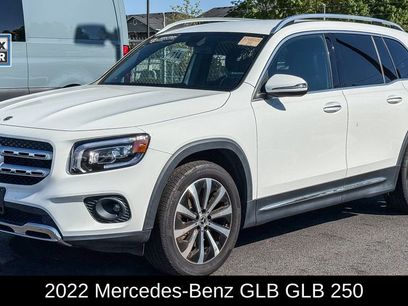 Used 2022 Mercedes-Benz GLB 250 4MATIC w/ Premium Package Lite