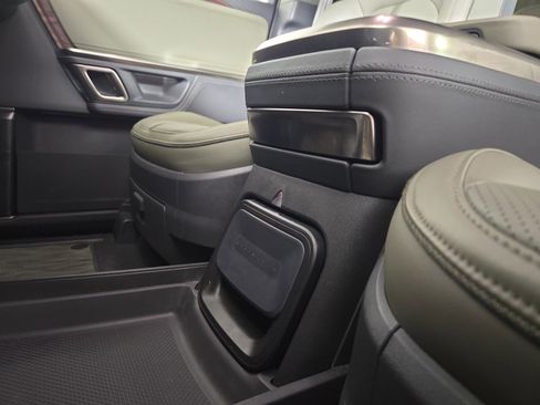 Used 2024 Rivian R1S Adventure image 33