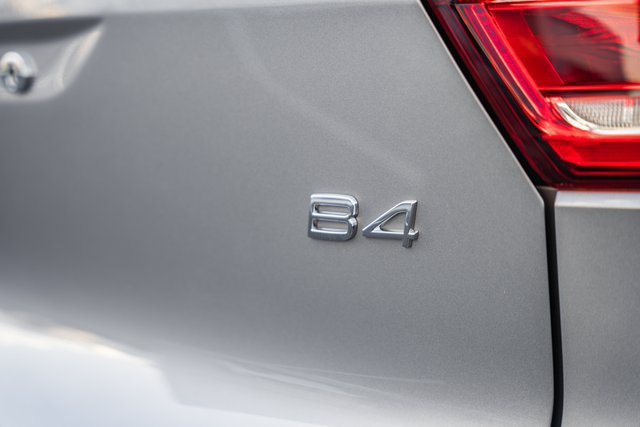Used 2026 Volvo XC40 B4 Plus w/ Protection Package Premier FWD image 7