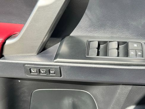 Used 2022 Lexus GX 460 Premium image 13