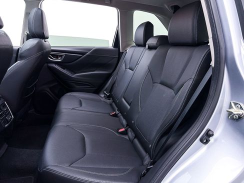 Used 2019 Subaru Forester Limited image 37