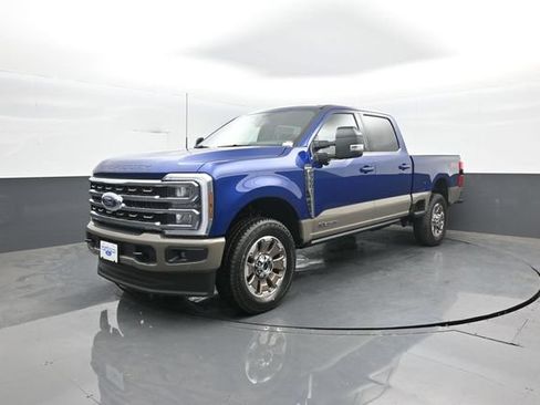 New 2026 Ford F350 King Ranch w/ FX4 Off-Road Package AWD/4WD image 4