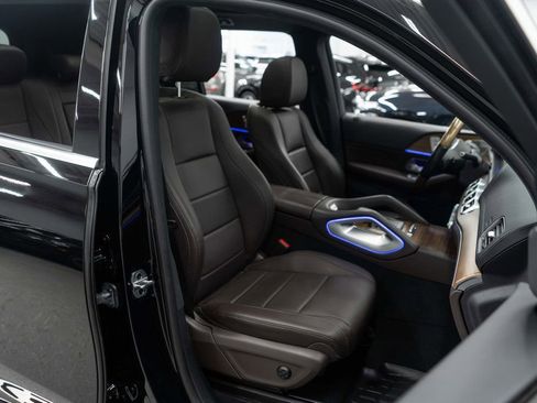 Used 2022 Mercedes-Benz GLS 450 4MATIC image 10