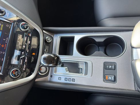 Certified 2023 Nissan Murano SV w/ SV Midnight Edition Package image 21