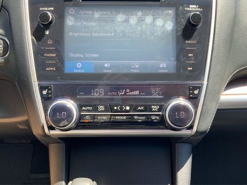 Used 2018 Subaru Outback 2.5i Limited AWD/4WD image 33