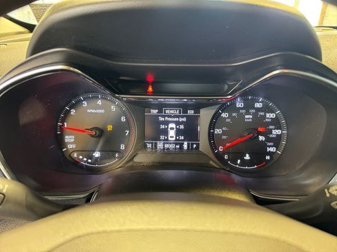 Used 2021 Chevrolet TrailBlazer LT w/ Driver Confidence Package AWD/4WD image 16