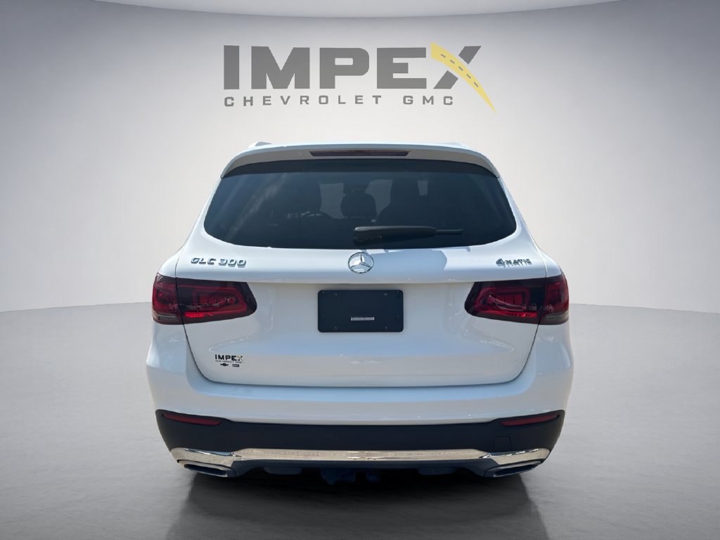 Used 2022 Mercedes-Benz GLC 300 4MATIC image 4