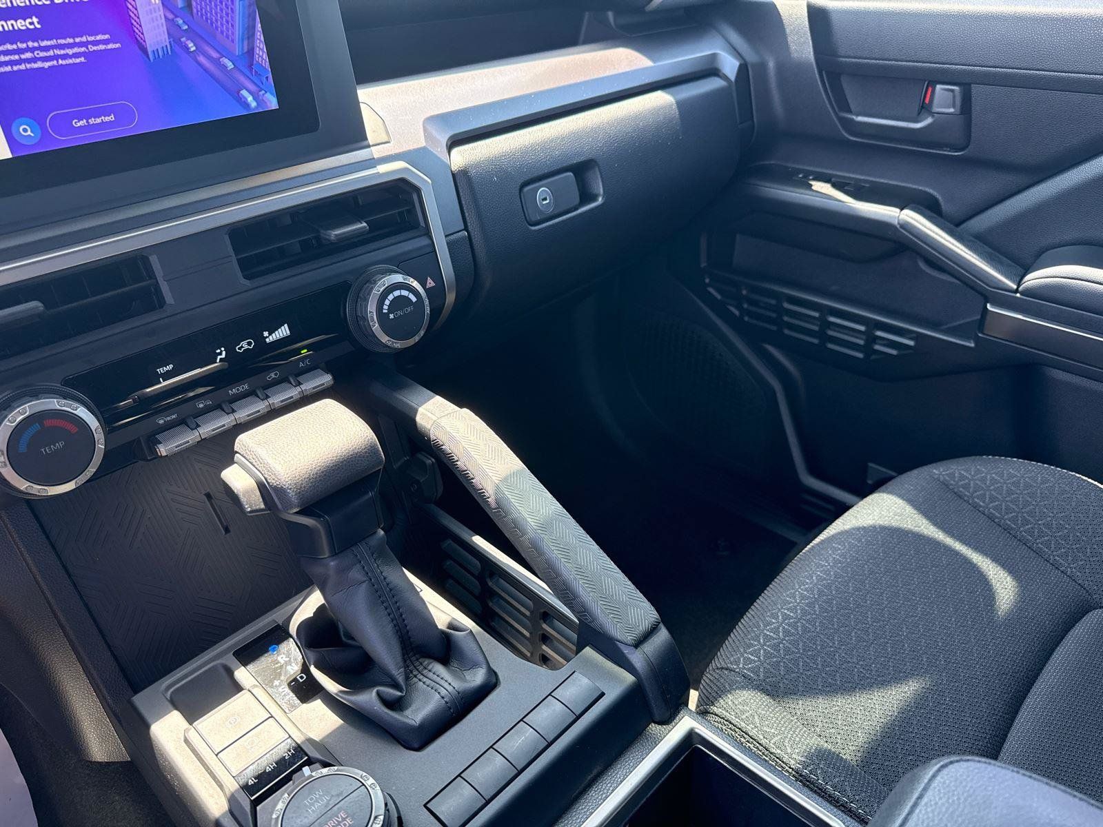 Certified 2025 Toyota 4Runner SR5 AWD/4WD image 24