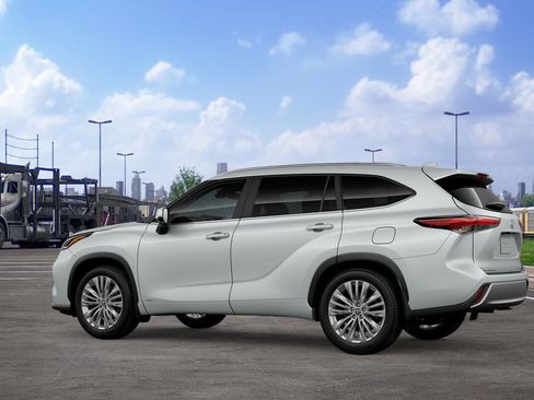 New 2026 Toyota Highlander Platinum image 41