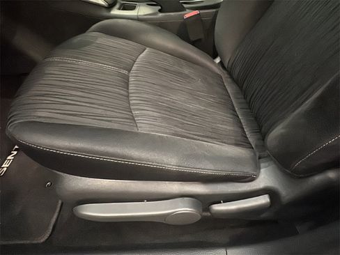 Used 2018 Nissan Sentra SV image 10