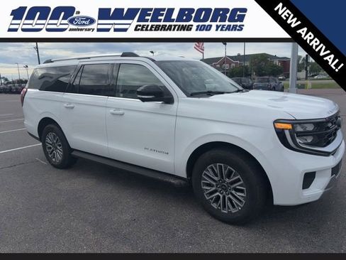 Certified 2026 Ford Expedition Max Platinum AWD/4WD image 3